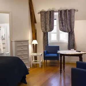 Le Vieux Pont 3* Belcastel (Aveyron)