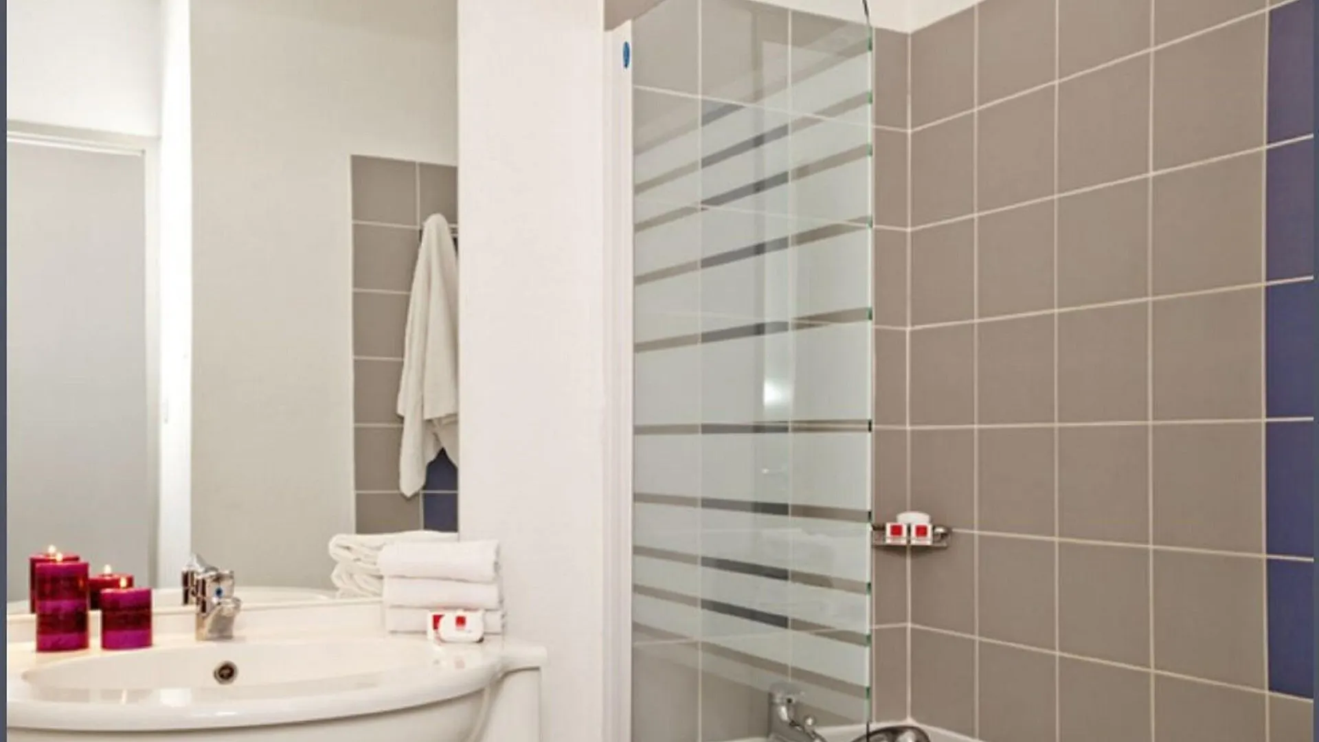 Apparthotel Sejours & Affaires Manosque 2*,