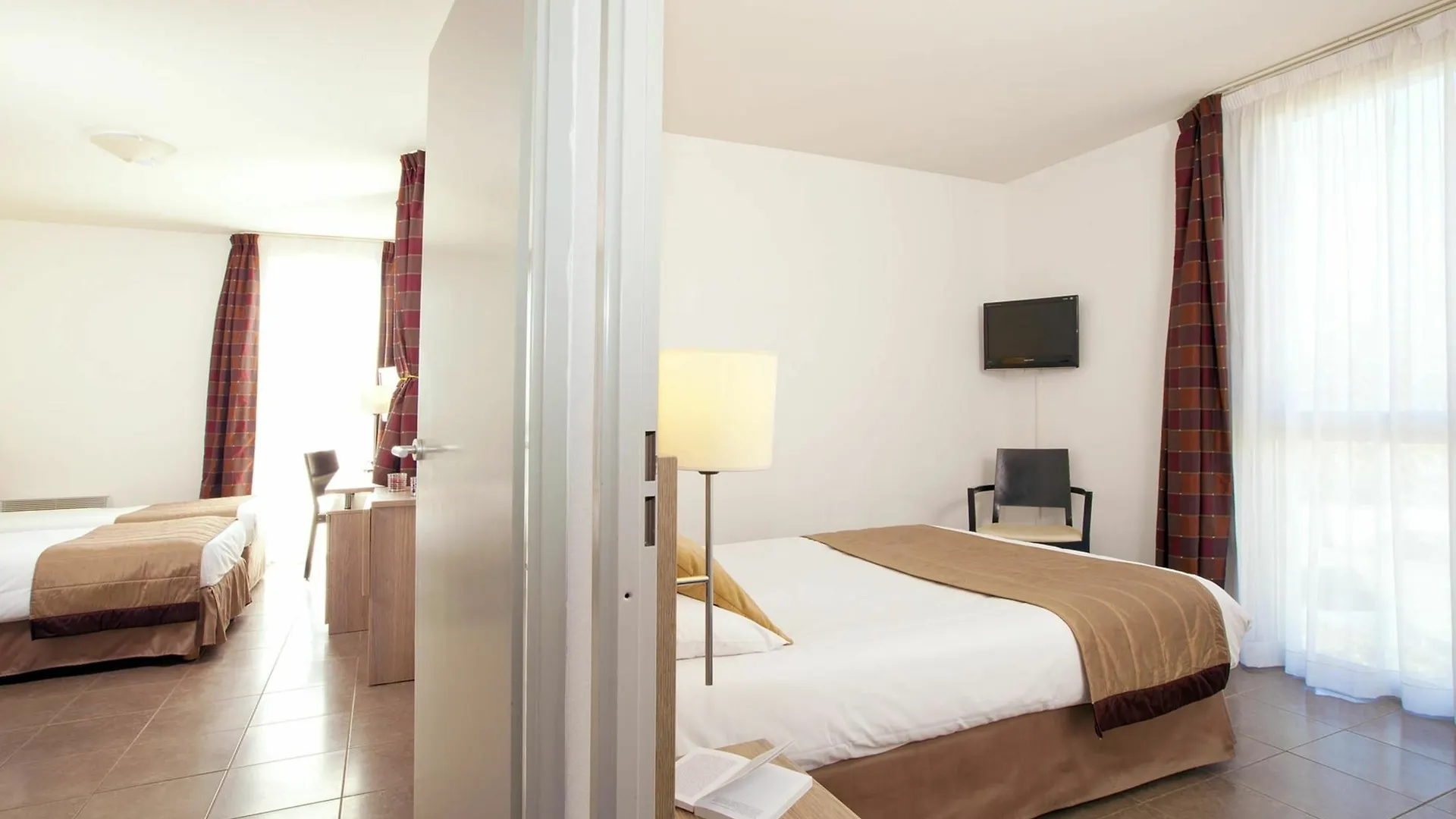 Apparthotel Sejours & Affaires Manosque Lägenhetshotell