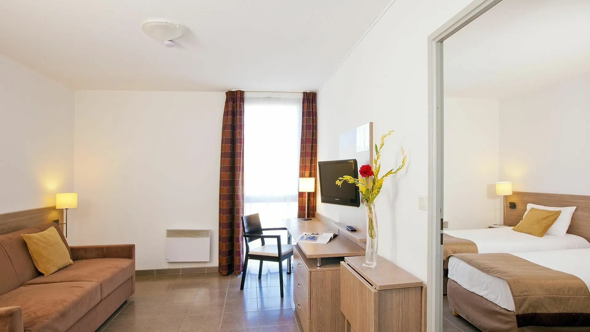 Apparthotel Sejours & Affaires Manosque