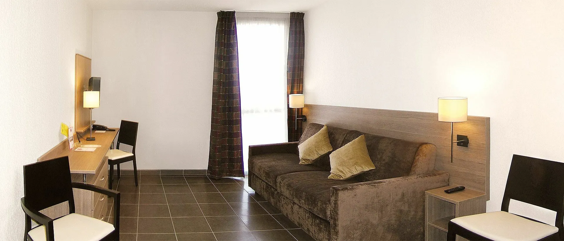 Apparthotel Sejours & Affaires Manosque 2*,