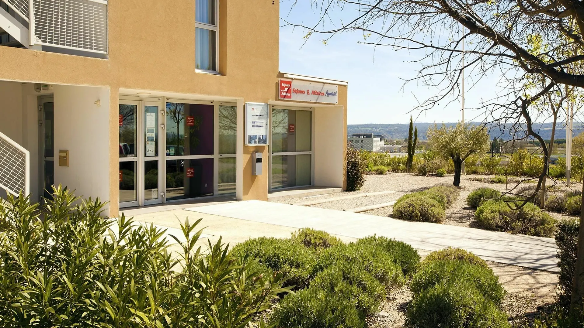 Apparthotel Sejours & Affaires Manosque Aparthotel